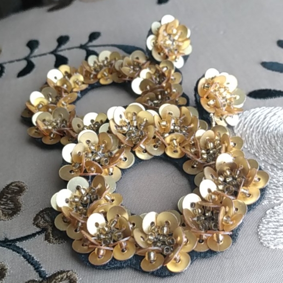 Anthropologie Lucia sequin & beaded earrings FIRM PRICE - Picture 3 of 7